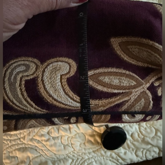 Danny K Beverly Hills Burgundy and Tan Brown Tapestry Floral Handbag - Picture 14 of 15